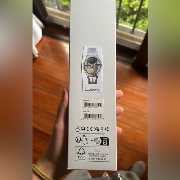 Swatch, new in box - Picture 4 of 4